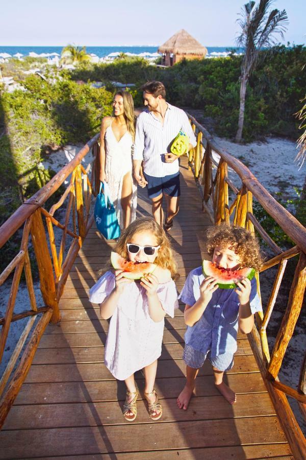Family Selection At Grand Palladium Select Costa Mujeres Cancún Exteriér fotografie